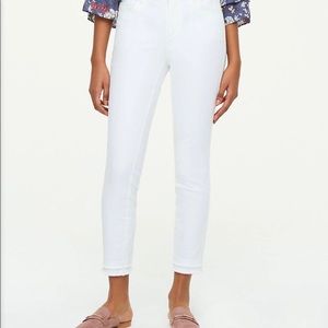 LOFT  DOUBLE FRAYED SKINNY JEANS IN WHITE